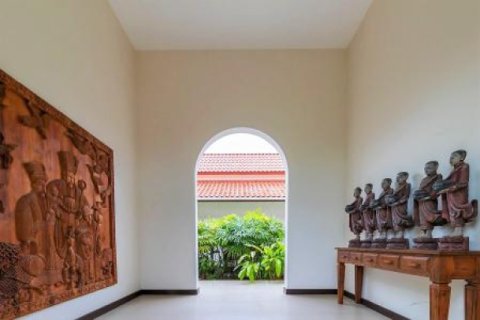 Chalet de 3 dormitorios en Hua Hin, Tailandia № 202801 - foto 3