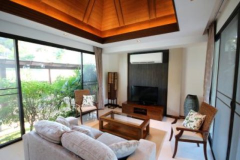 Chalet de 3 dormitorios en Hua Hin, Tailandia № 202800 - foto 4