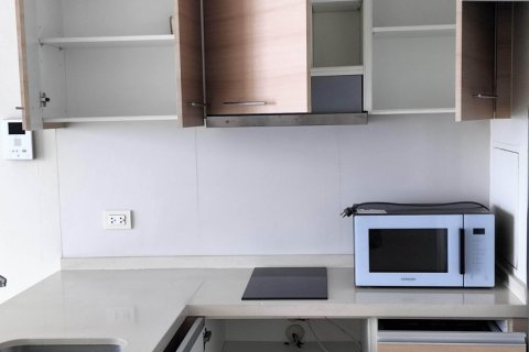 Estudio en el condominio en Khlong Toei, Bangkok, Tailandia № 171629 - foto 21