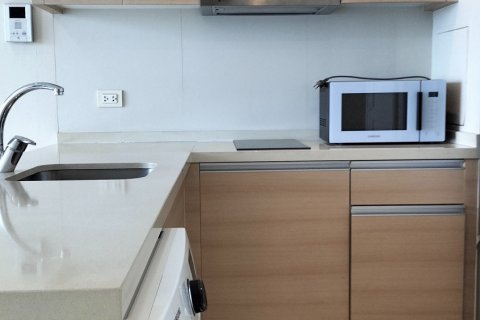 Estudio en el condominio en Khlong Toei, Bangkok, Tailandia № 171629 - foto 18