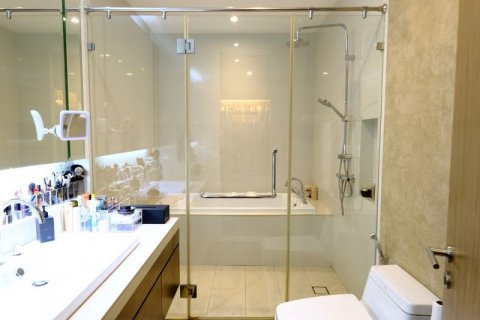 Condo à Bangkok, Thaïlande, 3 chambres № 68548 - photo 6