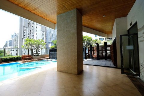 Condo à Bangkok, Thaïlande, 3 chambres № 68548 - photo 9