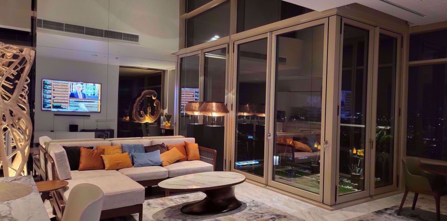 Дуплекс в Four Seasons Private Residences, Бангкок, Таиланд с 3 спальнями № 59598