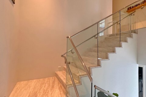 ЖК Four Seasons Private Residences в Бангкоке, Таиланд № 9378 - фото 19