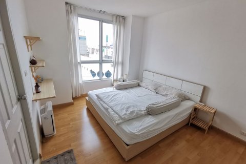 Condo in Chatuchak, Bangkok, Thailand, 2 bedrooms  № 47662 - photo 6