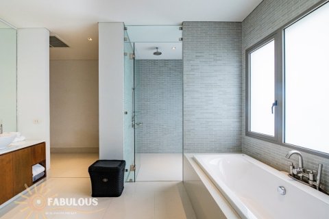 Ático de 2 dormitorios en Pa Klok, Tailandia № 179762 - foto 16