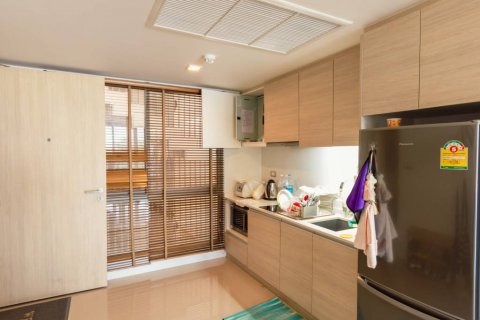 Condo in Hua Hin, Thailand, 2 bedrooms № 117128 - photo 5
