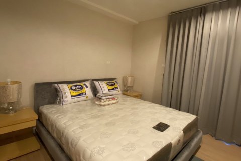 Estudio en el condominio en Watthana, Bangkok, Tailandia № 159626 - foto 4