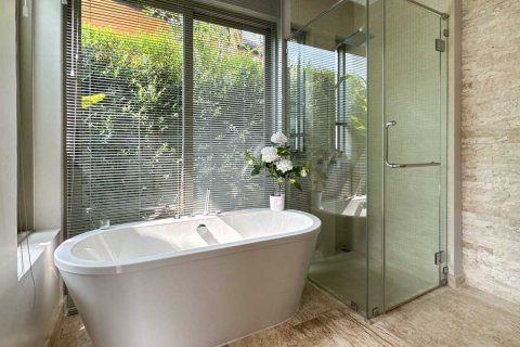 Casa de 3 dormitorios en Bang Tao, Tailandia № 175516 - foto 12