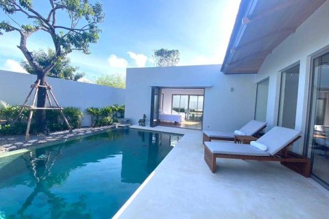 House in Bang Tao, Thailand 3 bedrooms № 175513 - photo 23