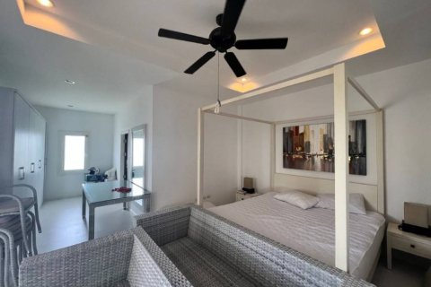 Chalet de 3 dormitorios en Hua Hin, Tailandia № 152566 - foto 10