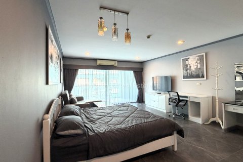 Estudio en el condominio en Bang Lamung, Tailandia № 205070 - foto 4