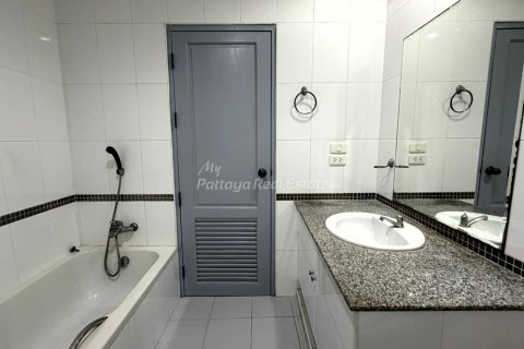 Estudio en el condominio en Bang Lamung, Tailandia № 205070 - foto 13