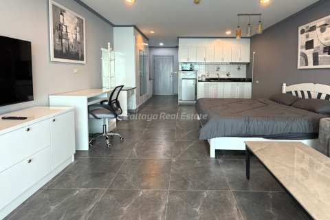 Estudio en el condominio en Bang Lamung, Tailandia № 205070 - foto 3
