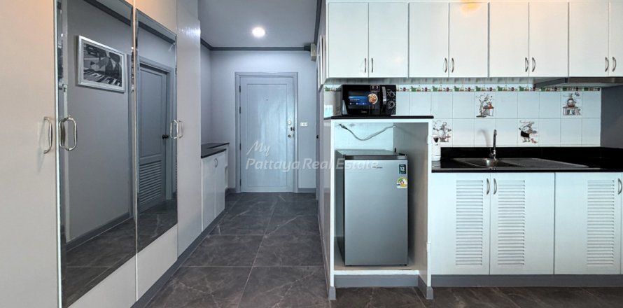Estudio en el condominio en Bang Lamung, Tailandia № 205070