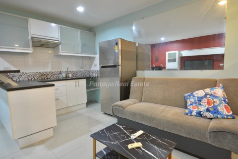 Condominio de 1 dormitorio en Bang Lamung, Tailandia № 205069 - foto 3