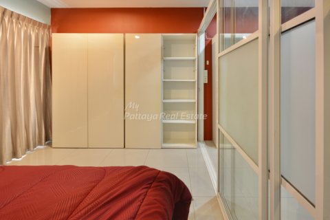 Condominio de 1 dormitorio en Bang Lamung, Tailandia № 205069 - foto 9