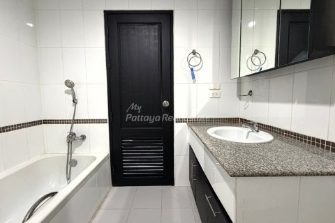 Estudio en el condominio en Bang Lamung, Tailandia № 205066 - foto 8