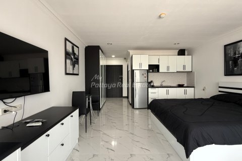 Studio dans le Condo à Bang Lamung, Thaïlande  № 205066