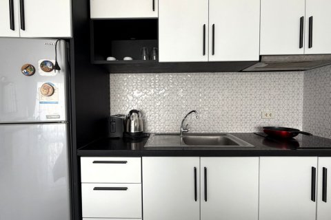 Estudio en el condominio en Bang Lamung, Tailandia № 205066 - foto 5