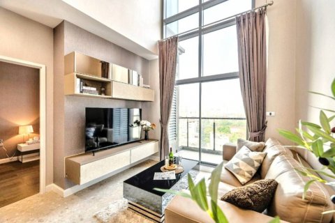 Condominio de 2 dormitorios en Khlong Toei, Bangkok, Tailandia № 120414 - foto 4