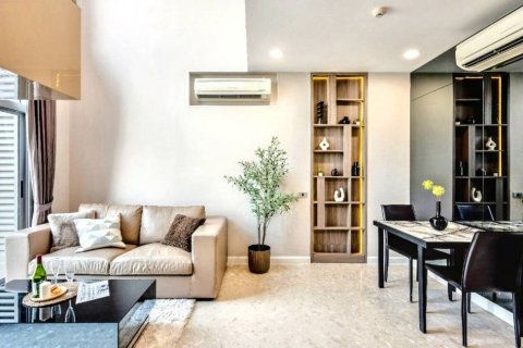 Condominio de 2 dormitorios en Khlong Toei, Bangkok, Tailandia № 120414 - foto 2