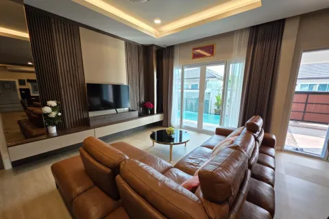 House in Pattaya, Thailand 3 bedrooms № 158786 - photo 28
