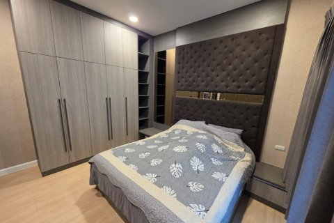 House in Pattaya, Thailand 3 bedrooms № 158786 - photo 14