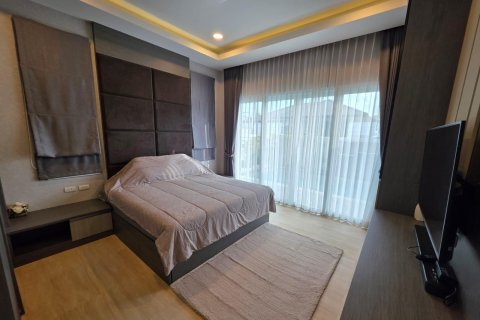 House in Pattaya, Thailand 3 bedrooms № 158786 - photo 19