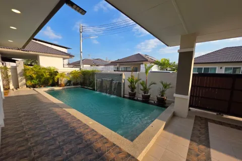 House in Pattaya, Thailand 3 bedrooms № 158786 - photo 27