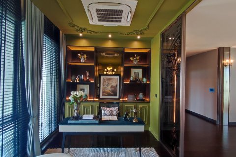 Chalet de 5 dormitorios en Lat Phrao, Bangkok, Tailandia № 165435 - foto 4