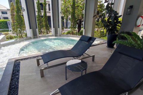 Villa in Lat Phrao, Bangkok, Thailand 4 bedrooms № 165436 - photo 30
