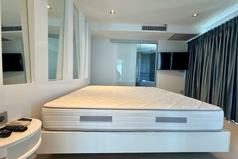 Apartamento de 1 dormitorio en Jomtien Beach, Pattaya, Tailandia № 169664 - foto 3