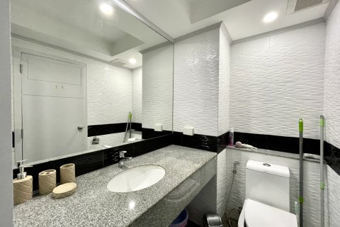 Apartment in Pattaya, Thailand 1 bedroom № 169663 - photo 15