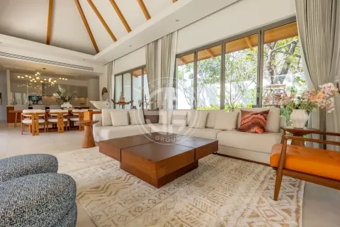 Chalet de 4 dormitorios en Phuket, Tailandia № 190691 - foto 2