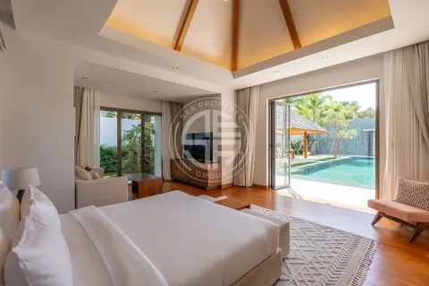 Chalet de 4 dormitorios en Phuket, Tailandia № 190691 - foto 6