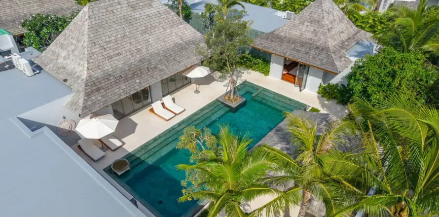 Chalet de 4 dormitorios en Phuket, Tailandia № 190691