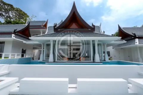 Chalet de 5 dormitorios en Phuket, Tailandia № 190693 - foto 15
