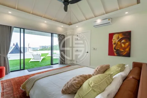 Chalet de 5 dormitorios en Phuket, Tailandia № 190693 - foto 11