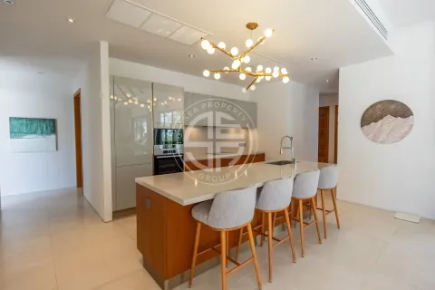 Chalet de 4 dormitorios en Phuket, Tailandia № 190696 - foto 3