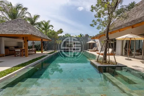 Chalet de 4 dormitorios en Phuket, Tailandia № 190696 - foto 14