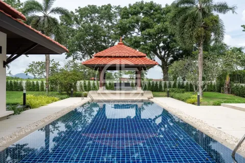 Chalet de 3 dormitorios en Bang Tao, Tailandia № 190690 - foto 12