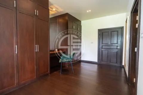 Chalet de 3 dormitorios en Bang Tao, Tailandia № 190690 - foto 8