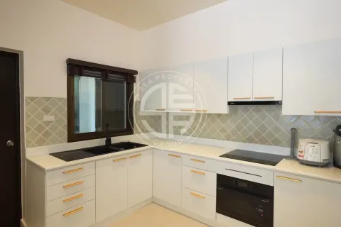 Chalet de 3 dormitorios en Bang Tao, Tailandia № 190690 - foto 4