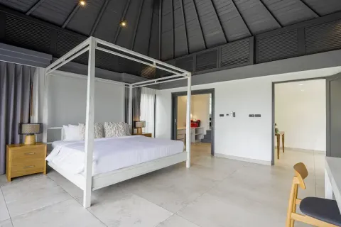 Chalet de 4 dormitorios en Bang Tao, Tailandia № 190692 - foto 16