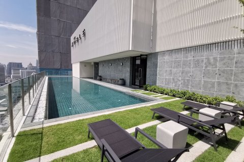 Condo in Watthana, Bangkok, Thailand, 2 bedrooms № 47577 - photo 18