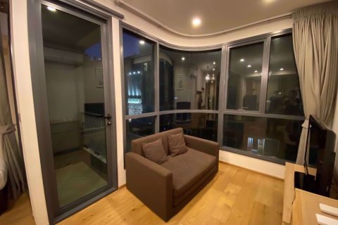 Condominio de 2 dormitorios en Ratchathewi, Bangkok, Tailandia № 47579 - foto 4
