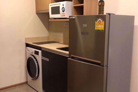 Condominio de 2 dormitorios en Ratchathewi, Bangkok, Tailandia № 47579 - foto 5