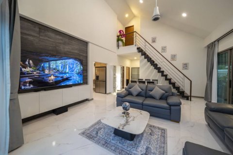 Chalet de 3 dormitorios en Surat Thani, Tailandia № 146896 - foto 6