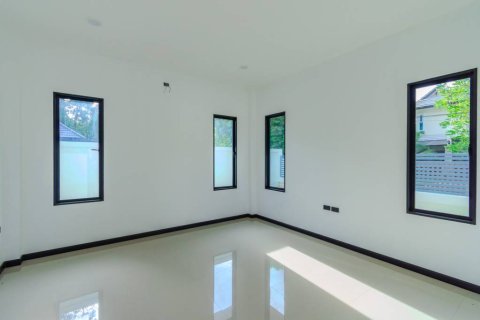 Chalet de 3 dormitorios en Hua Hin, Tailandia № 146895 - foto 4